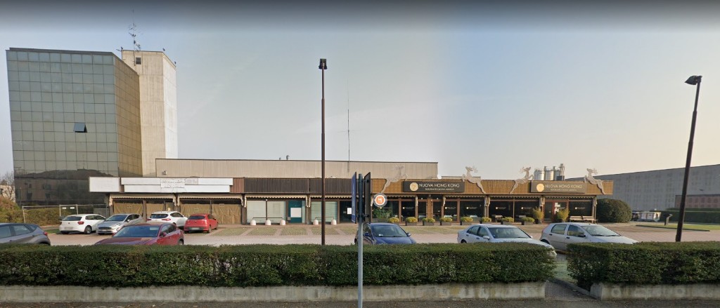 NEGOZIO in zona San Maurizio a Reggio Emilia