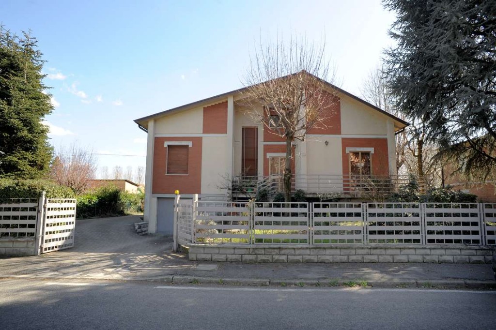 CASA SINGOLA in zona Bibbiano a Bibbiano