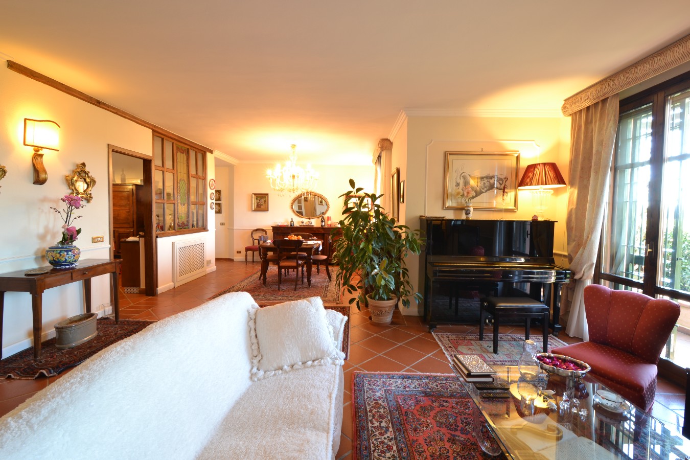 MAISONETTE CON GIARDINO in zona Canali a Reggio Emilia