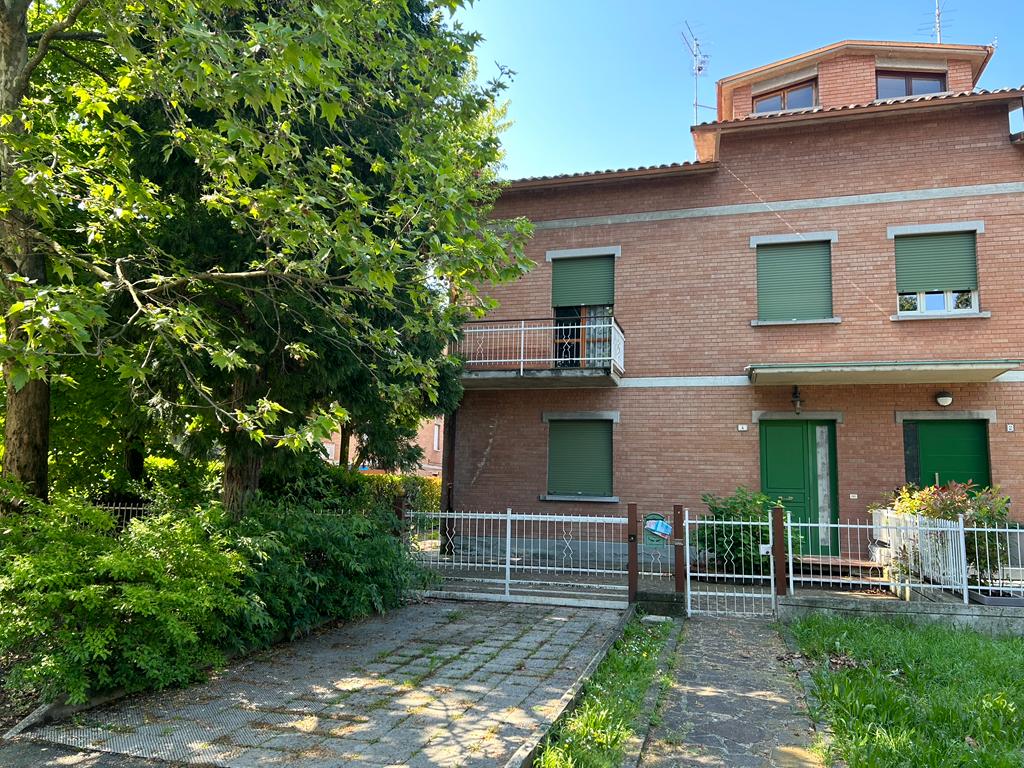 PORZIONE DI CASA in zona Scandiano a Scandiano