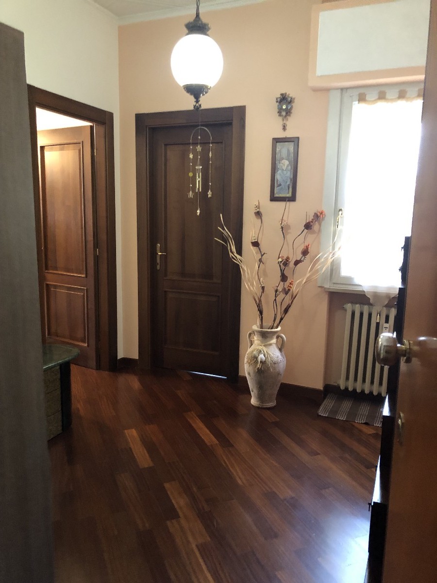APPARTAMENTO 3 CAMERE in zona San Pellegrino a Reggio Emilia