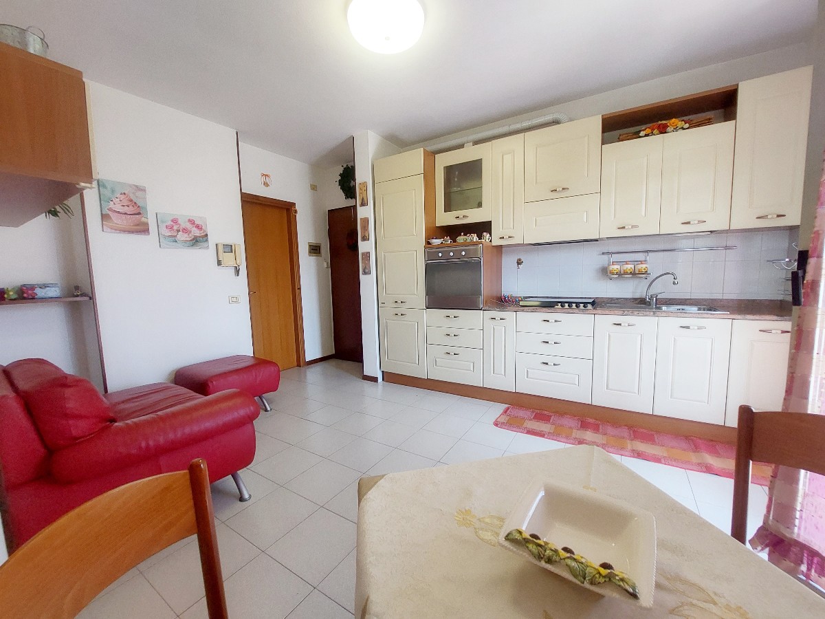 APPARTAMENTO 1 CAMERA in zona Regina Pacis a Reggio Emilia