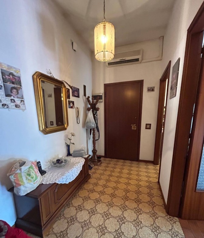 APPARTAMENTO 2 CAMERE in zona Tondo a Reggio Emilia