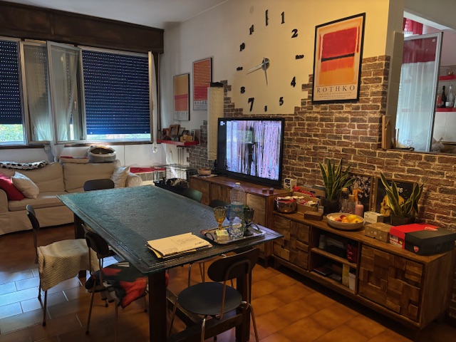 APPARTAMENTO 3 CAMERE in zona San Pellegrino a Reggio Emilia