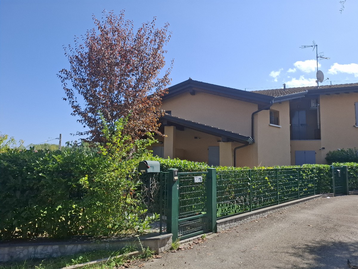 SCHIERA D’ANGOLO in zona Vezzano sul Crostolo a Vezzano sul Crostolo