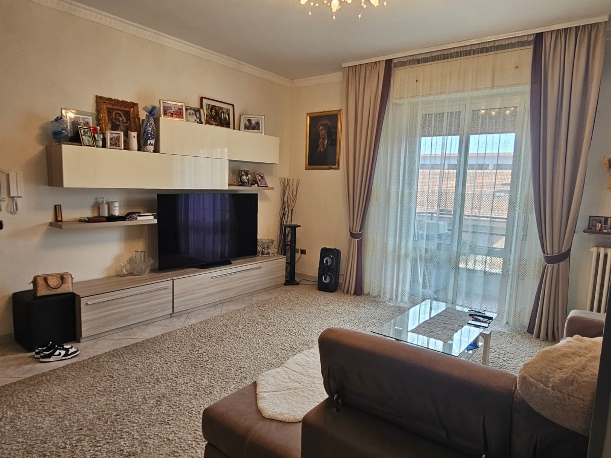 APPARTAMENTO 2 CAMERE in zona Orologio a Reggio Emilia