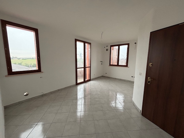 APPARTAMENTO 2 CAMERE in zona Castelnovo di Sotto a Castelnovo di Sotto