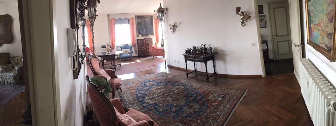 APPARTAMENTO ATTICO in zona CIRCONVALLAZIONE a Reggio Emilia