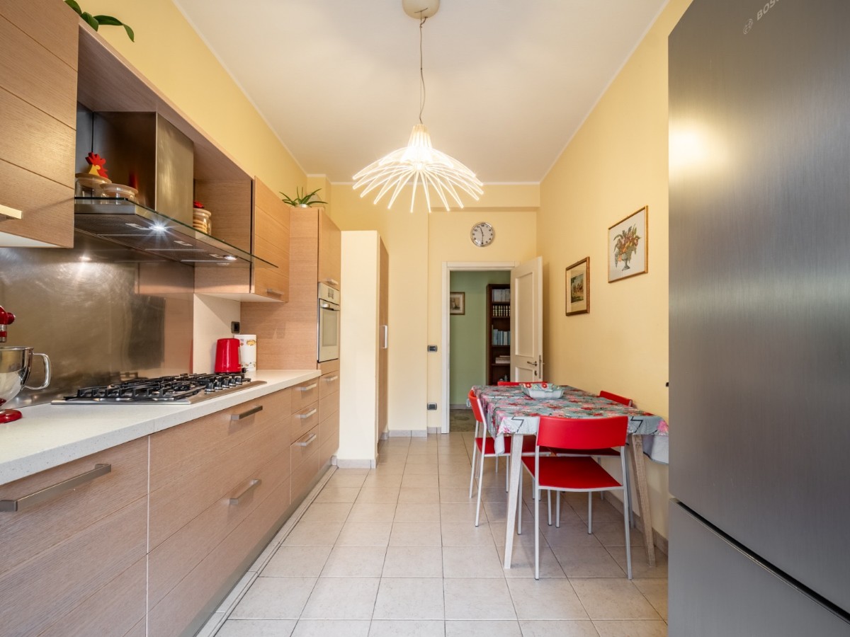 APPARTAMENTO 2 CAMERE in zona Papa Giovanni  a Reggio Emilia