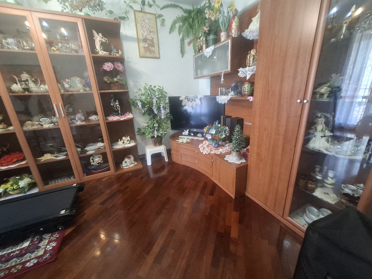 SCHIERA D’ANGOLO in zona Buco del Signore a Reggio Emilia