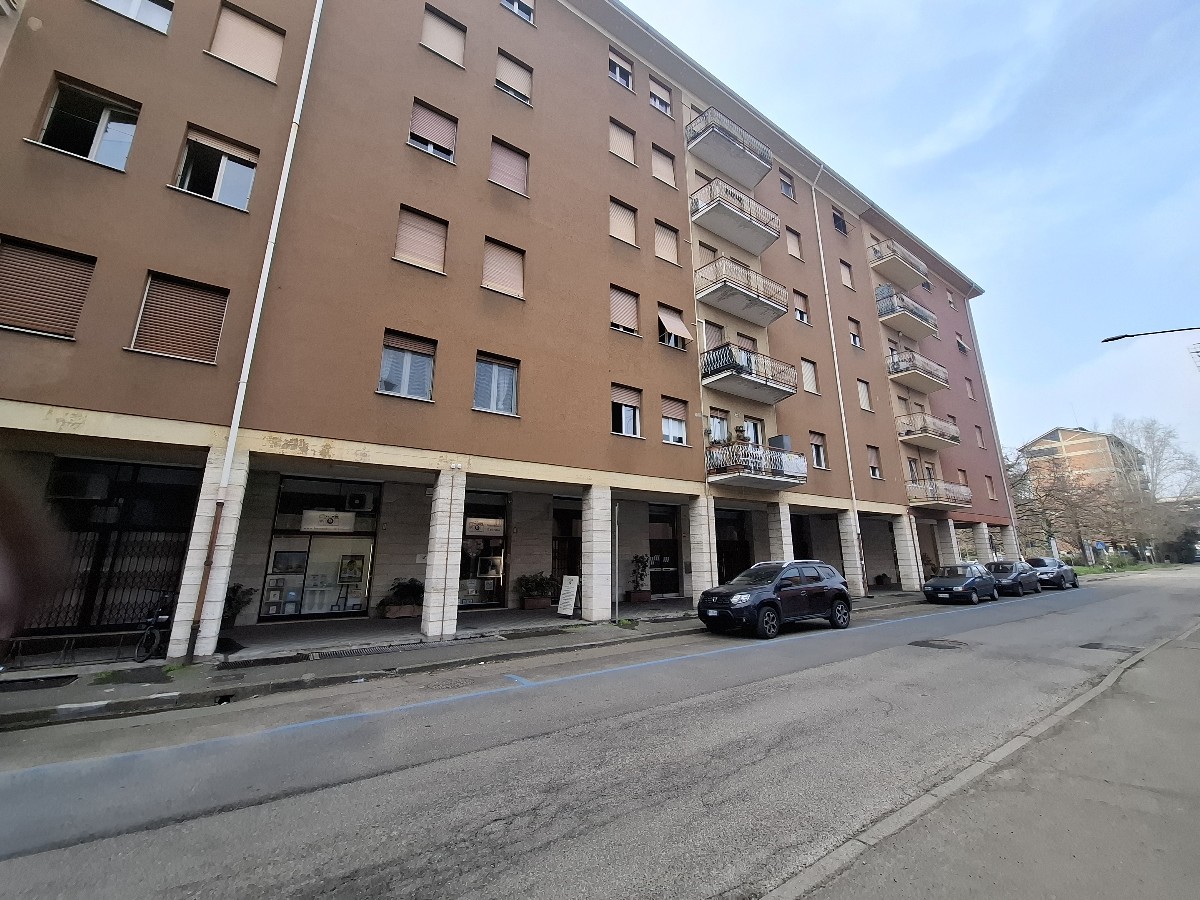 APPARTAMENTO 2 CAMERE in zona Mirabello a Reggio Emilia