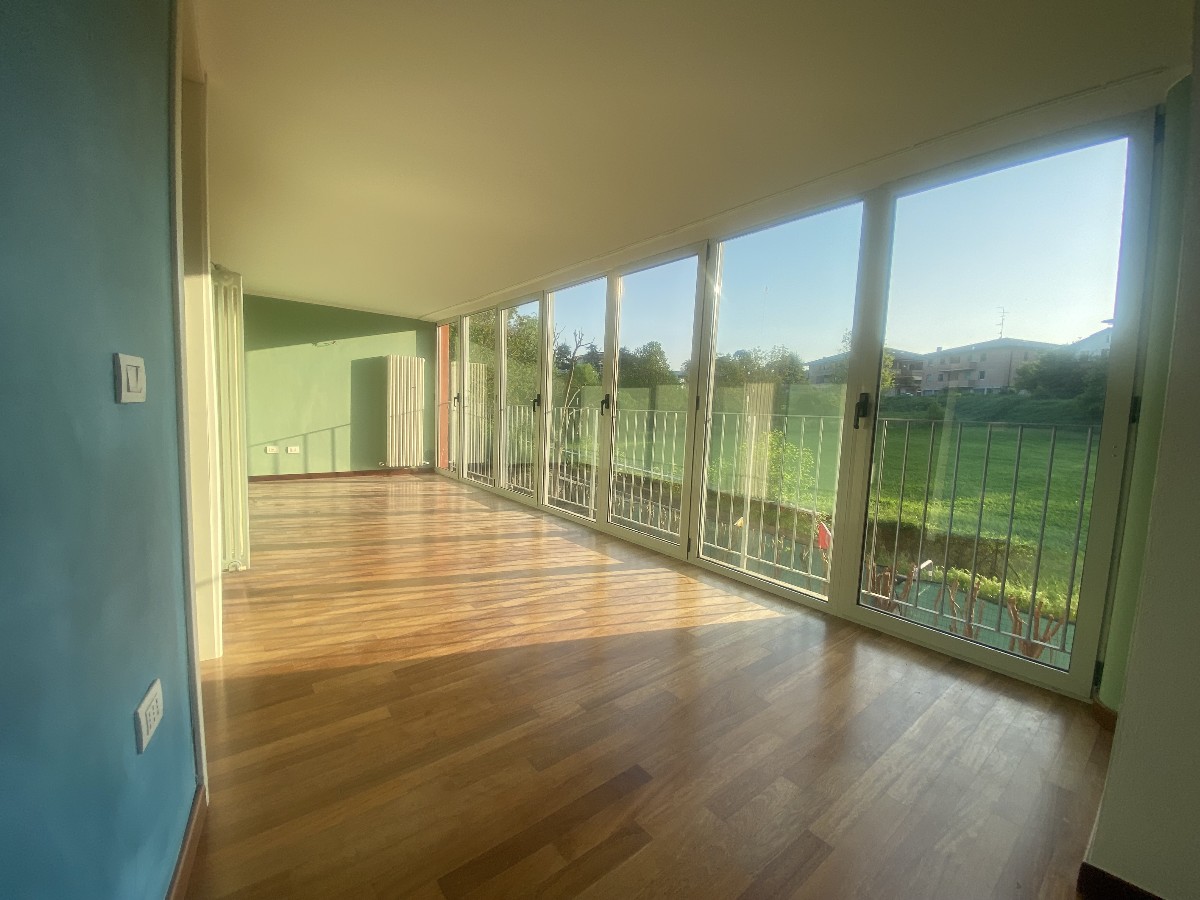 MAISONETTE CON GIARDINO in zona Rivalta a Reggio Emilia