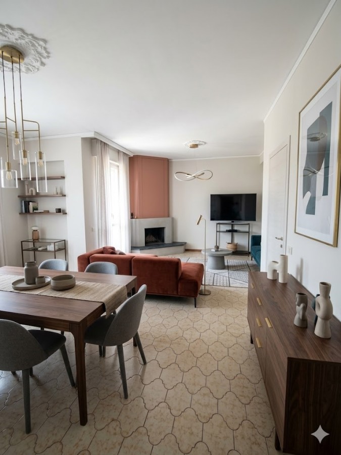 APPARTAMENTO 2 CAMERE in zona Casina a Casina