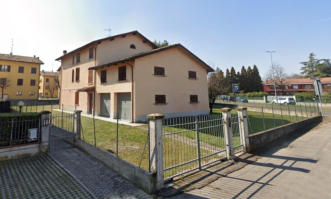 CASA SINGOLA in zona Rivalta a Reggio Emilia