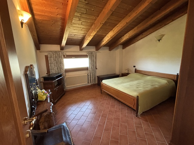 CASA SINGOLA in zona Casina a Casina
